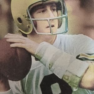 1973 Fleer-Archie Manning NM